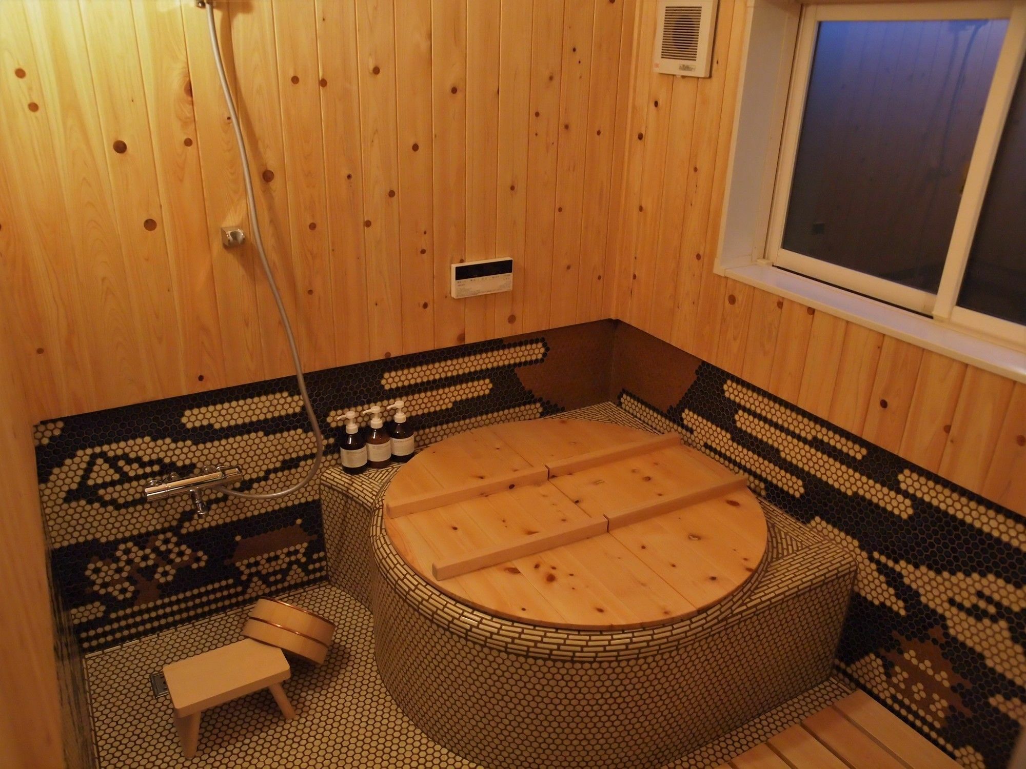 Kyoto Machiya Cottage Karigane المظهر الخارجي الصورة