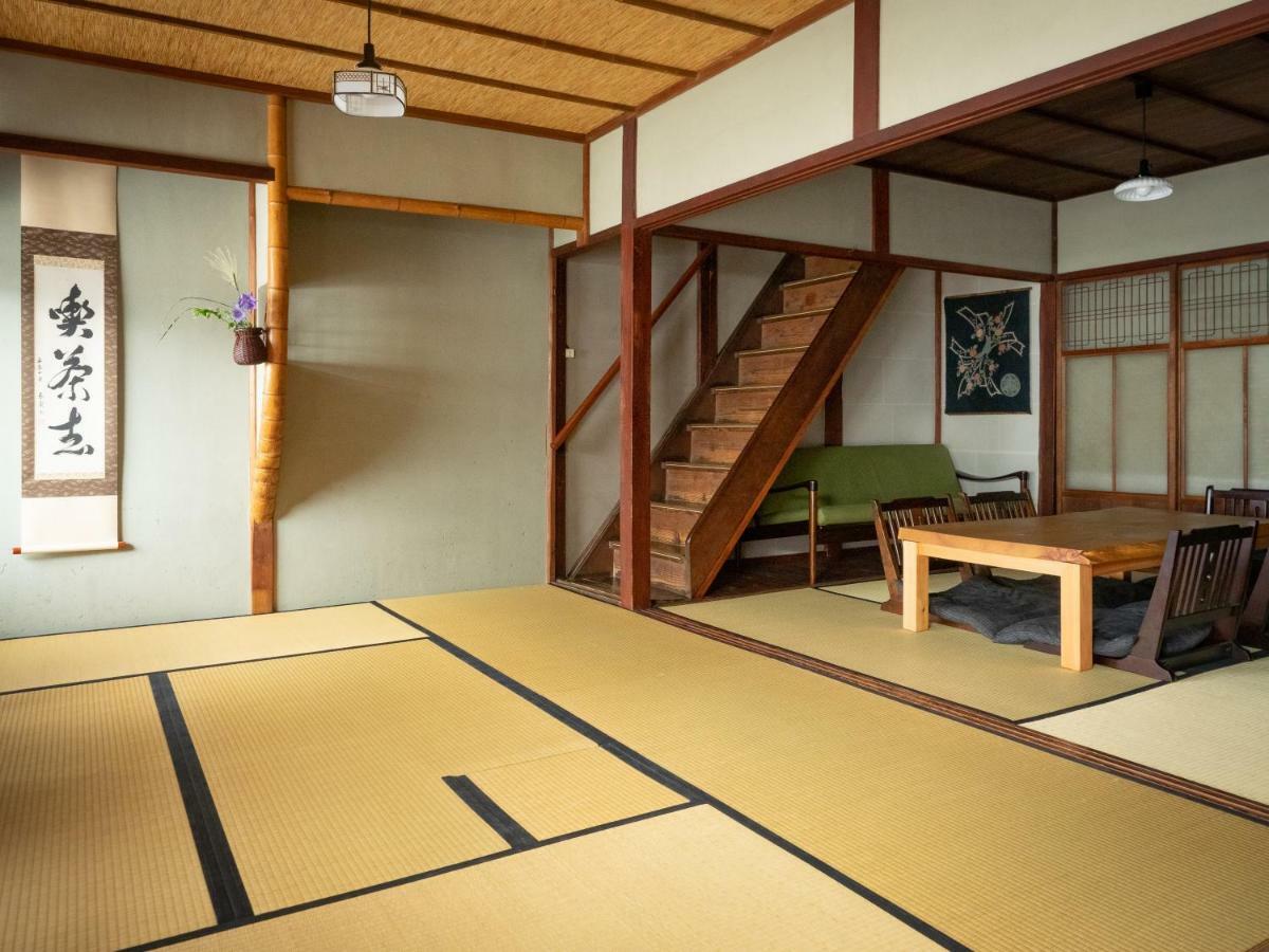 Kyoto Machiya Cottage Karigane المظهر الخارجي الصورة